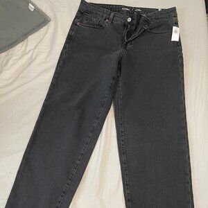 Old Navy low rise OG loose jeans, faded black, size 8 NWT!